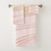 Chic Pink Gold Marmor Swirl Muster Badhandtuch Set (Insitu)