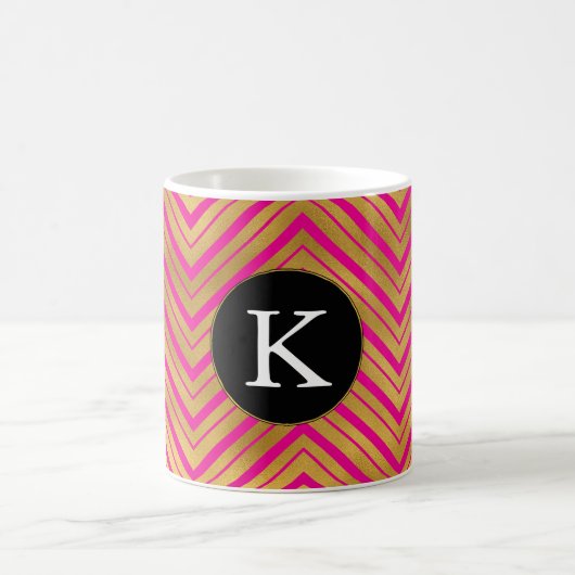 Chic Pink Gold Zickzack Monogram Kaffeetasse (Mittel)