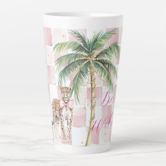 Chic Pink Squares Gold Palm Tree Leopard Milchtasse (Vorderseite)