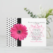 Chic Polka Dot Pink Daisy Bat Mitzvah Einladung (Stehend Vorderseite)