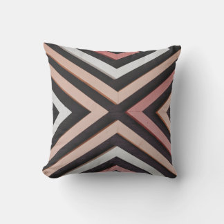 Chic Prints: Trending Throw Pillow Designs Kissen