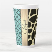 Chic Quartrefoil Giraffe Drucken Personalisiert Milchtasse (Vorderseite)