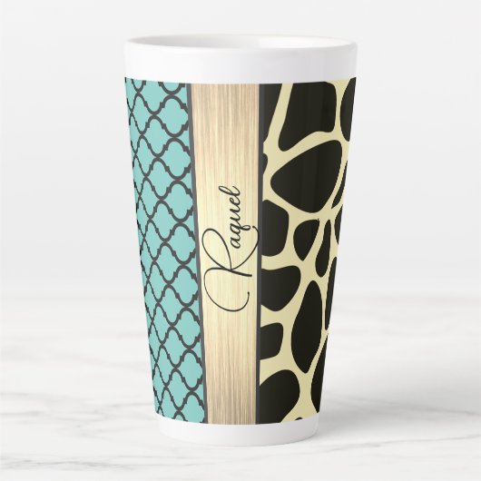Chic Quartrefoil Giraffe Drucken Personalisiert Milchtasse (Vorderseite)