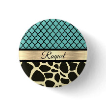 Chic Quatrefoil Giraffe Print