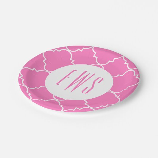 Chic Quatrefolie Monogram Party Teller (Schrägansicht)