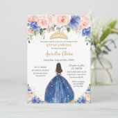 Chic Quinceañera Royal Blue Blush Bloral Princess Einladung (Stehend Vorderseite)