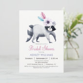 Chic Raccoon Bridal Dusche Einladung (Stehend Vorderseite)