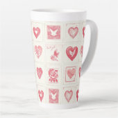 Chic Red Cream Valentine Liebe Hearts Wedding Milchtasse (Rechte Ecke)