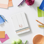 Chic Retro Stripes Monogramm iPad Mini Hülle<br><div class="desc">Ein minimalistisches Monogramm-Design mit großen typografischen Initialen in einem klassischen Schriftart mit Ihrem Namen unten und schicken Retro-Regenbogenfarben Streifen. Das mit Monogramm Design. Das Design ist anpassbar und anpassbar auf Ihre Vision! Eine tolle Geschenkidee für jeden Anlass. Fügen Sie diesem Design Ihre benutzerdefinierte Formulierung hinzu, indem Sie die Felder "Diese...</div>