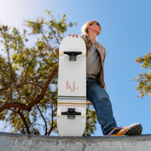 Chic Retro Stripes Monogramm Skateboard