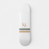 Chic Retro Stripes Monogramm Skateboard (Vorne)