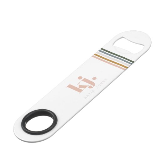 Chic Retro Stripes Monogramm Speed Flaschenöffner (Vorderseite Schrägansicht)