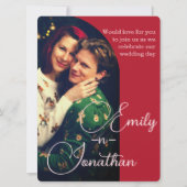 Chic Romantic Deep Red Split Photo QR Wedding Einladung (Vorderseite)