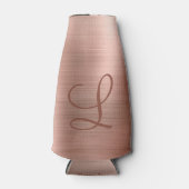 Chic Rose Gold Brushed Metal Monogram Initial Flaschenkühler (Vorderseite)
