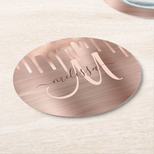 Chic Rose Gold Dripping Brushed Metal Blush Script Runder Pappuntersetzer (Angewinkelt)