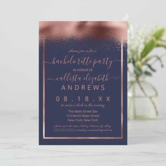 Chic Rose Gold Foil Sprayed Confetti Bachelorette Einladung (Stehend Vorderseite)
