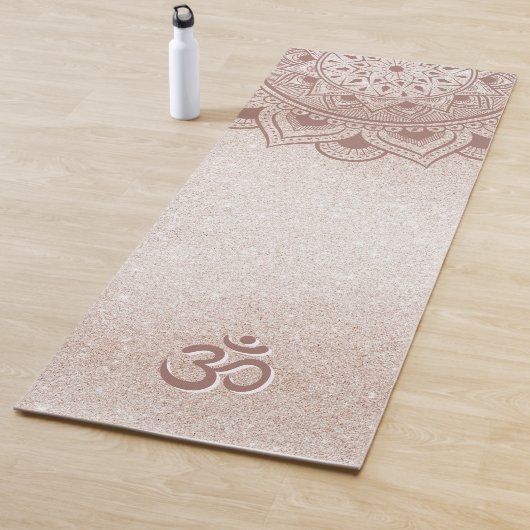 Chic Rose Gold Mandala Om Personal Yogamatte (Beispiel)