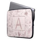 Chic Rose Pink Floral Script Name Monogram Laptopschutzhülle (Vorderseite Links)