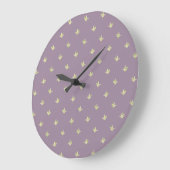 Chic Round Wall Clock: Lilies of the Valley, Mauve Große Wanduhr (Winkel)