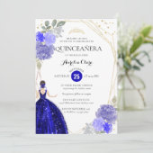 Chic Royal Blue Floral Geometric Quinceañera Einladung (Stehend Vorderseite)