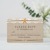 Chic Rustic Beach Starfish Lace Wedding RSVP Karte (Stehend Vorderseite)