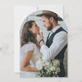 Chic Rustic Floral Foto Arch Wedding Einladung (Rückseite)