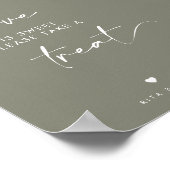 Chic Sage Green Liebe ist ein süßes Bonbon-Hochzei Poster (Ecke)