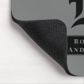 Chic Schlicht Grau und Schwarz Classic Monogram Mousepad (Ecke)
