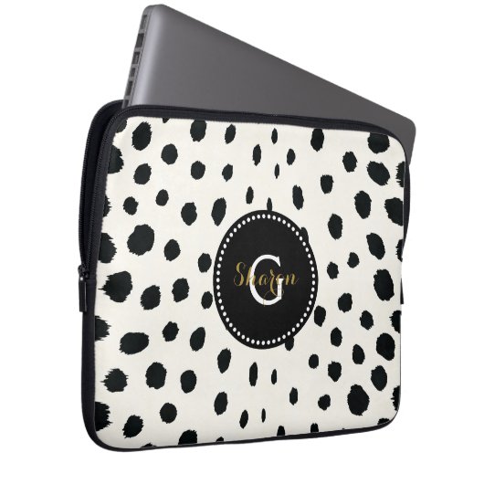 Chic Schwarz-weiß Cheetah Printmuster Monogramm Laptopschutzhülle (Vorne Rechts)