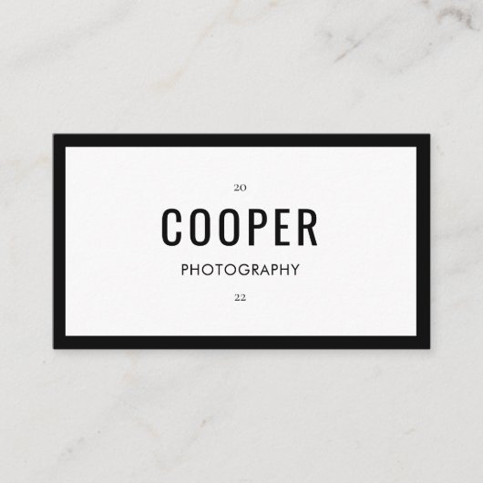 Chic Schwarz-weiß Fotografy QR Code Business Card Visitenkarte (Vorderseite)