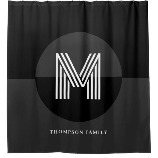 Chic Schwarz-weiß Gray Geometric Modern Monogram Duschvorhang (Vorderseite)