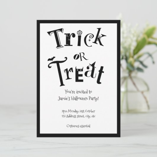 Chic Schwarz-Weiß-Trick oder Trete Einladung (Stehend Vorderseite)