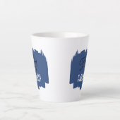 Chic Script Blue Schmear Fifty & FABULOUS Geburtst Milchtasse (Vorderseite)