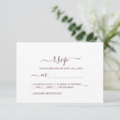 Chic Script Burgundy Minimal Wedding RSVP Karte (Stehend Vorderseite)