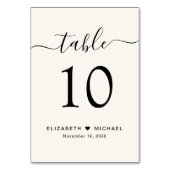 Chic Script Cream Wedding Reception Tischnummer (Vorderseite)