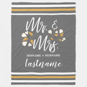 Chic Script Custom Mr. und Mrs Gray Gold Stripes Fleecedecke