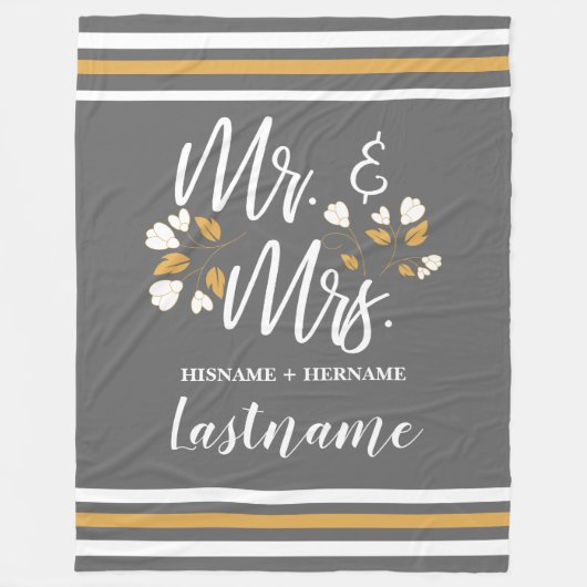 Chic Script Custom Mr. und Mrs Gray Gold Stripes Fleecedecke (Vorderseite)