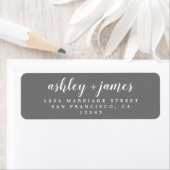 Chic Script Dark Gray Wedding Rücksendeadresse (Insitu)