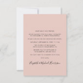 Chic Script Foto Blush Pink Hochzeitsempfang Einladung (Rückseite)