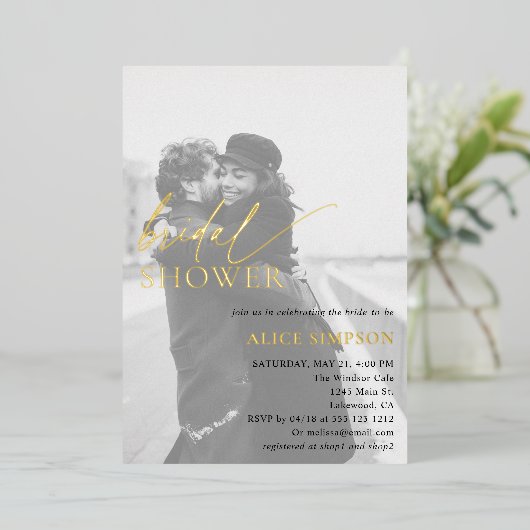 Chic Script Foto Brautparty Einladung (Stehend vorne)