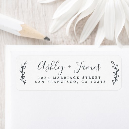 Chic Script Green Foliage Wedding Rücksendeadresse (Insitu)