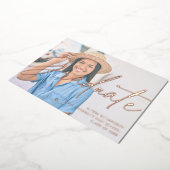 Chic Script H Foto Graduation Party Folieneinladung (Gedreht)