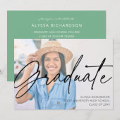 Chic Script H Foto Graduation Party Green Einladung (Vorne/Hinten)