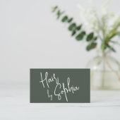 Chic Script Hair Stylist Green Visitenkarte (Stehend Vorderseite)