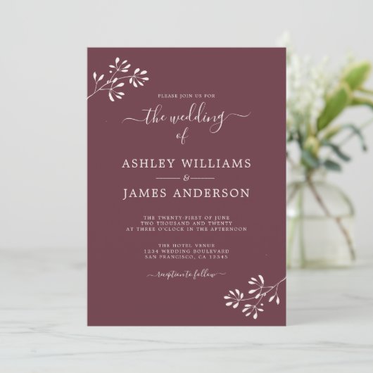 Chic Script Ivory Foliage Burgundy Wedding Einladung (Stehend Vorderseite)