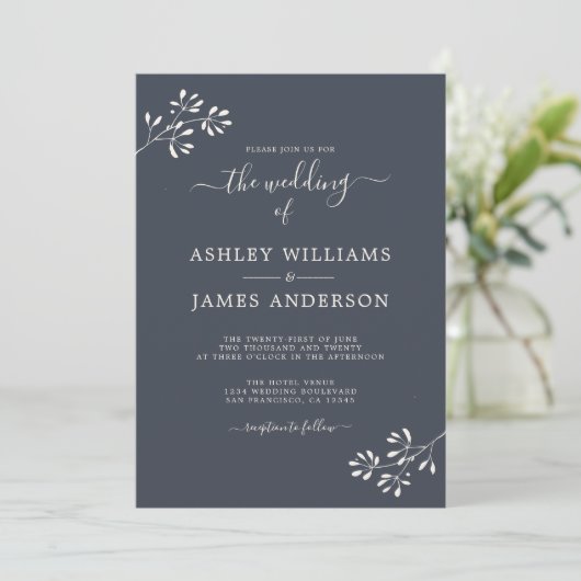 Chic Script Ivory Foliage Dark Blue Wedding Einladung (Stehend Vorderseite)