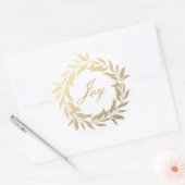 Chic Script Joy Gold Wreath Weihnachten Runder Aufkleber (Umschlag)