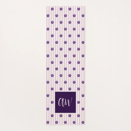 Chic Script Monogram Blume Blush Violet Strichen Yogamatte (Rückseite)