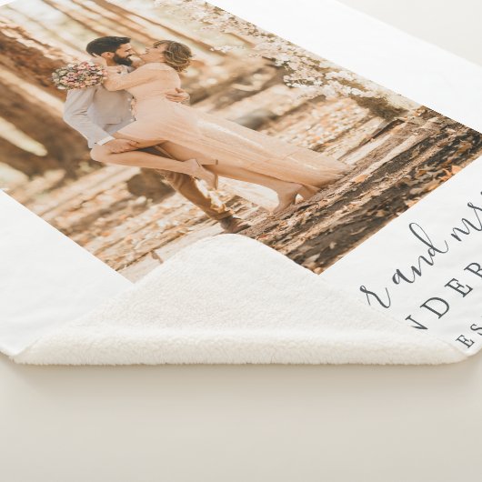 Chic Script neu verheiratet Mr. Monogram Foto Sherpadecke (3/4)