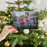 Chic Script Overlay Magnetic Christmas Foto Card Magnetkarte<br><div class="desc">Afforable custom printed magnetic foto cards with simple templates for customization. This stylish design feature hat ein einfaches Foto overlay design with "Merry Christmas" in modern calligraphy script gemacht. Personalize it with your fotos, name, the year or other custom text. Use the design tools to edit the text fonts and...</div>